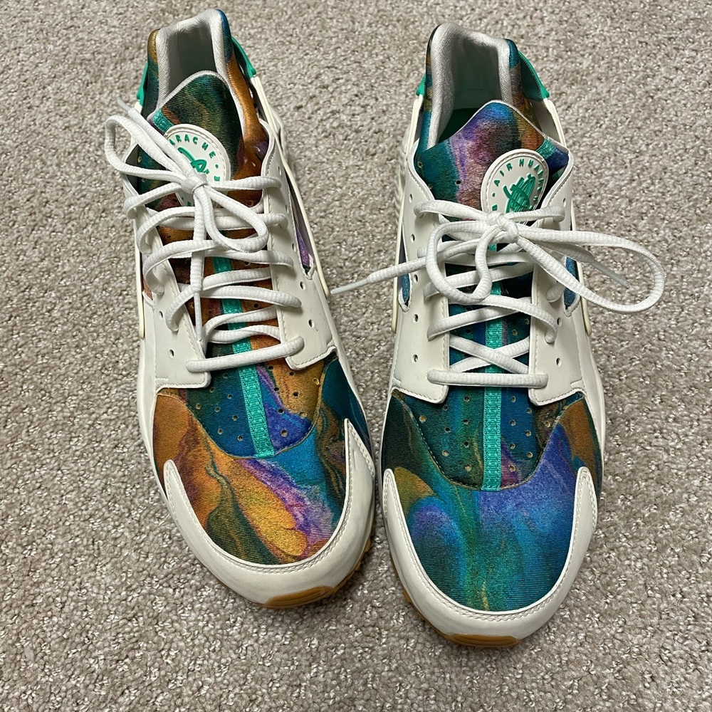 Huarache Galaxy Sneakers: Lightly Worn!